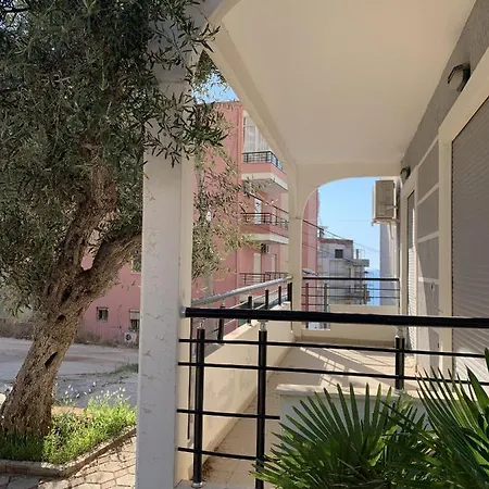 2+1 Golden Ionic Apartamento *